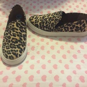 Awesome shoes, 6.5 but fit more like 6